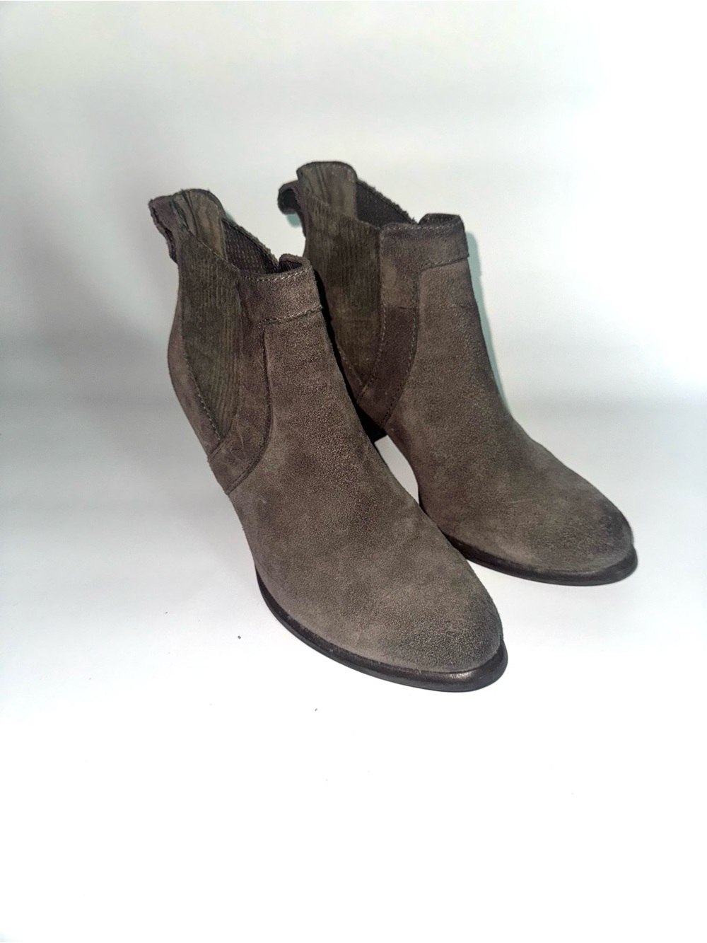 UGG Women's Suede Chelsea Ankle Boots - Taupe Gray